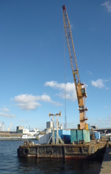 31 Mtns bulk handling discharge crane